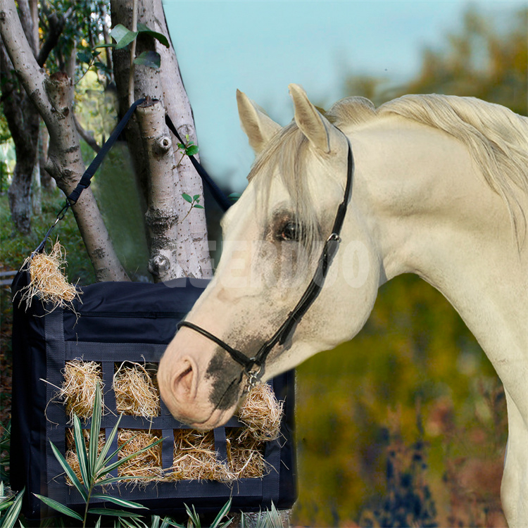 horse feeding bag (5)