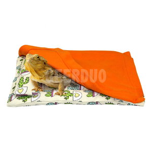 Reptile Sleeping Bed with Pillow and Blanket GRDEE-7